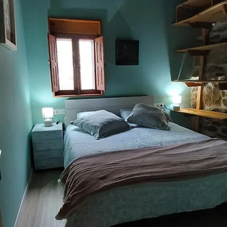 Casa Dos Anxeles Vut-or-1310 *