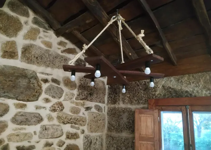 Casa Dos Anxeles Vut-or-1310