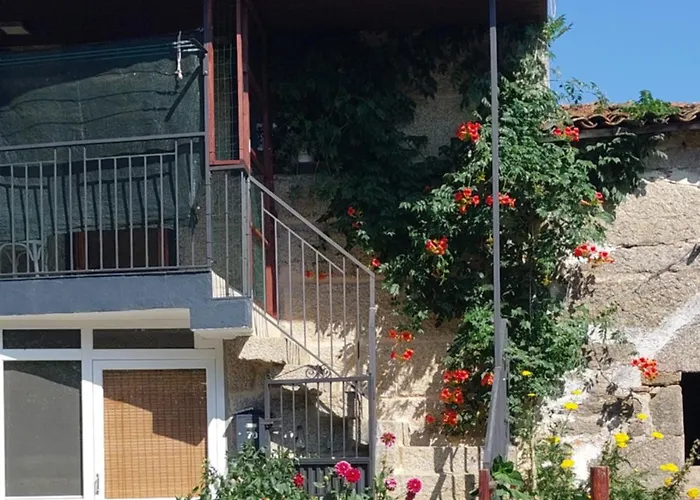 Casa Dos Anxeles Vut-or-1310